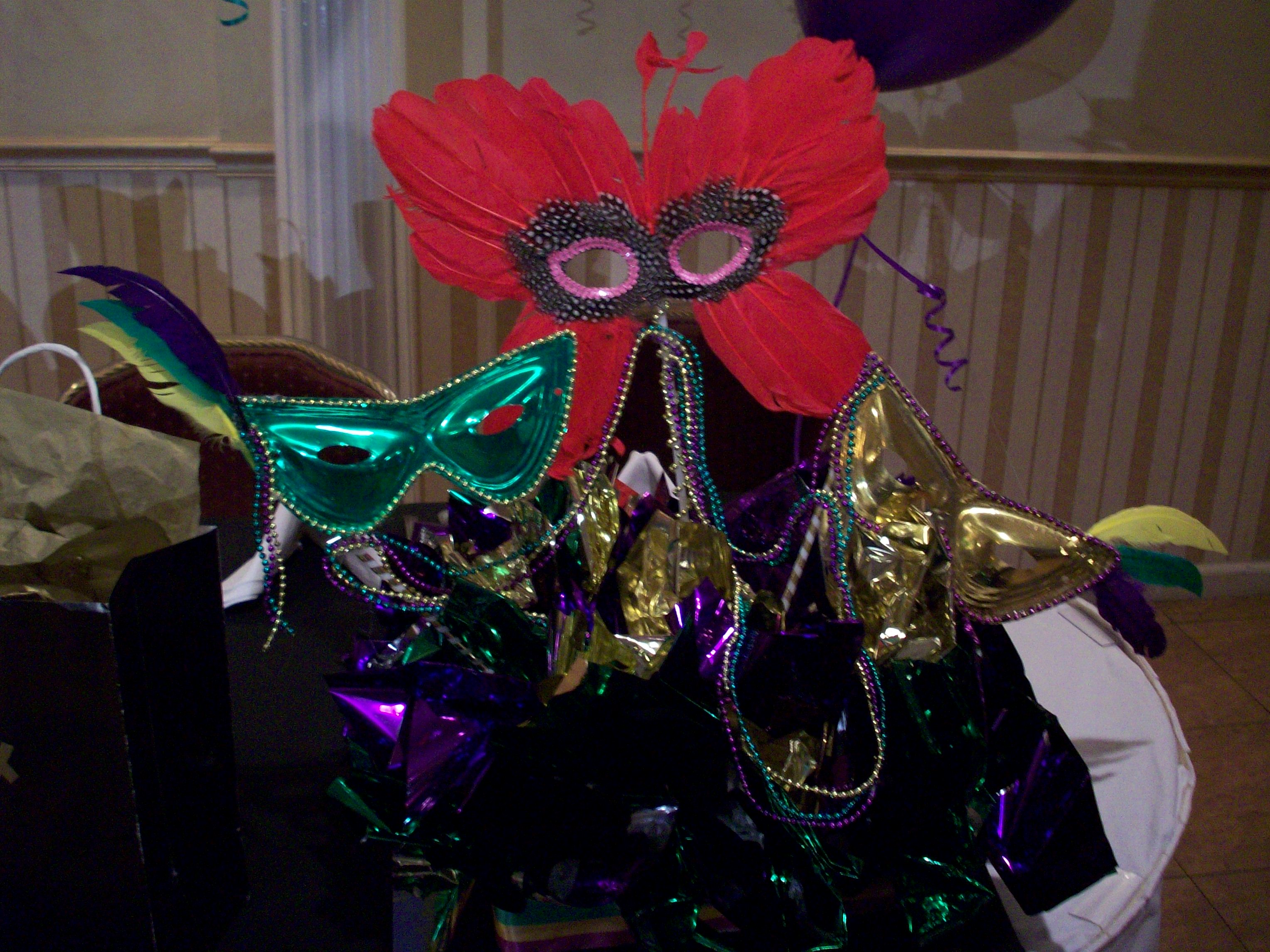Mardi Gras mask centerpiece